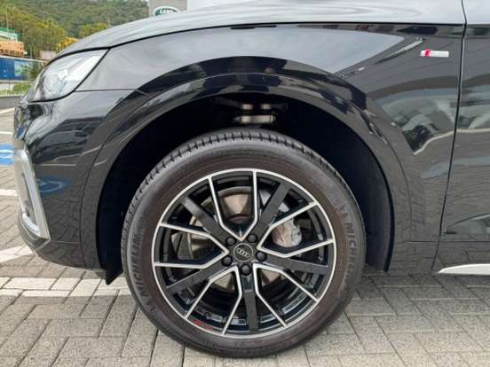 AUDI-Q5-2024