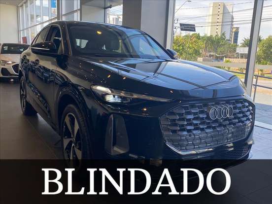 AUDI-Q5-2025
