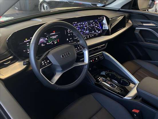 AUDI-Q5-2025