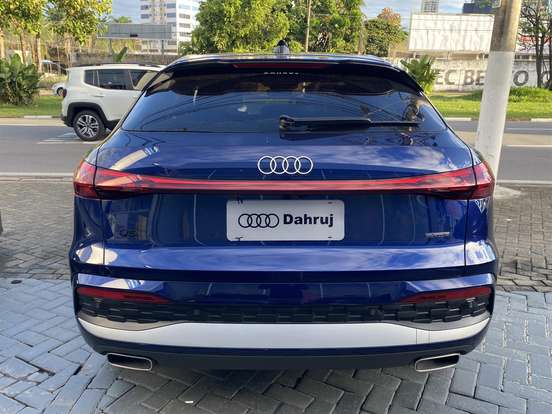 AUDI-Q5-2025