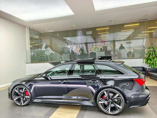 AUDI-RS6-2023