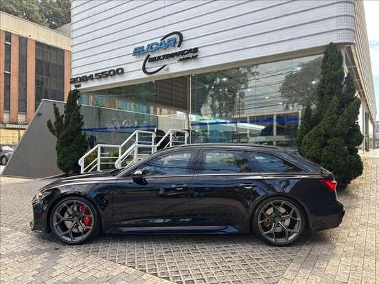 AUDI-RS6-2025