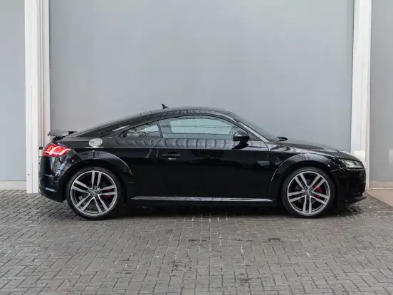 AUDI-TT-2015