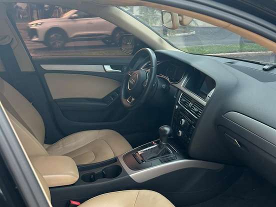 AUDI-A4-2.0 TFSI ATTRACTION 180CV GASOLINA 4P MULTITRONIC AUDI-A4-2012