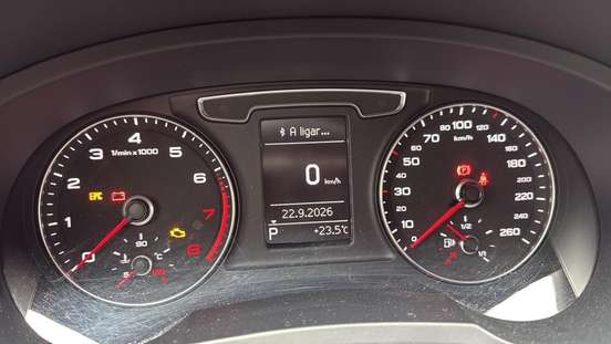 AUDI-Q3-1.4 TFSI AMBIENTE FLEX 4P S TRONIC AUDI-Q3-2018
