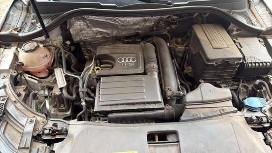 AUDI-Q3-2018