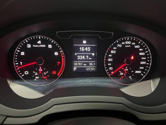 AUDI Q3 1.4 TFSI FLEX PRESTIGE PLUS S TRONIC