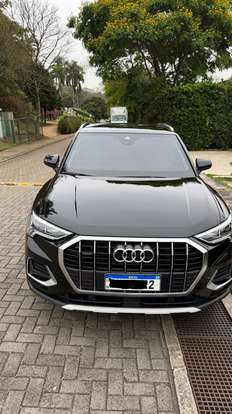 AUDI-Q3-2023