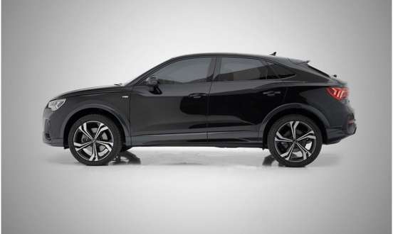 AUDI-Q3-2023
