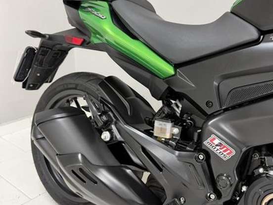 BAJAJ-DOMINAR 400 BAJAJ-DOMINAR 400-2024