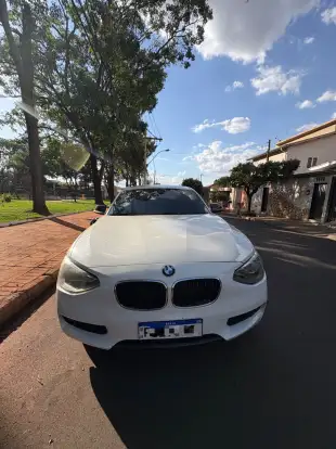 BMW-116i-1.6 1A11 16V TURBO GASOLINA 4P AUTOMÁTICO BMW-116i-2013