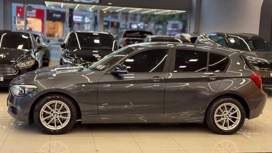 BMW-118i-2013