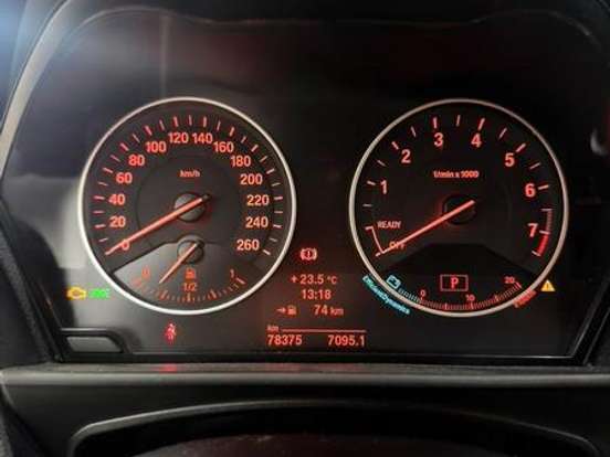 BMW-118i-1.6 SPORT GP 16V TURBO GASOLINA 4P AUTOMÁTICO BMW-118i-2014