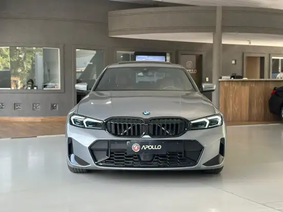 BMW-320i-2023