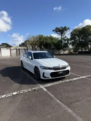 BMW-320i-2024