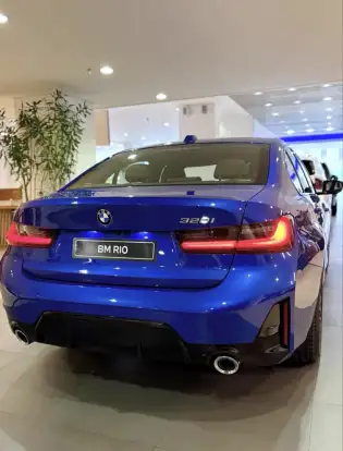 BMW-320i-2026