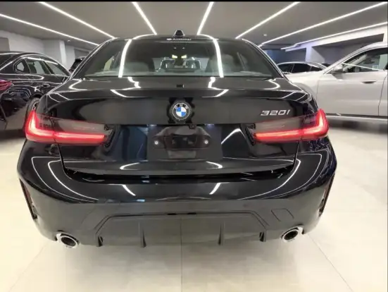 BMW-320i-2026
