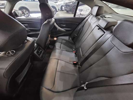 BMW-320i-2.0 16V TURBO ACTIVE FLEX 4P AUTOMÁTICO BMW-320i-2014