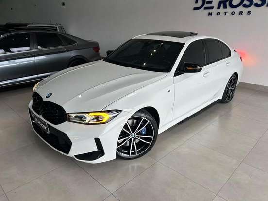 BMW-320i-2022