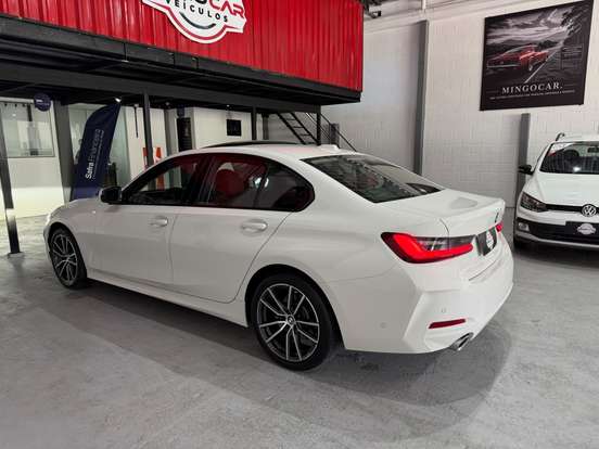 BMW-320i-2.0 16V TURBO FLEX SPORT GP AUTOMÁTICO BMW-320i-2024
