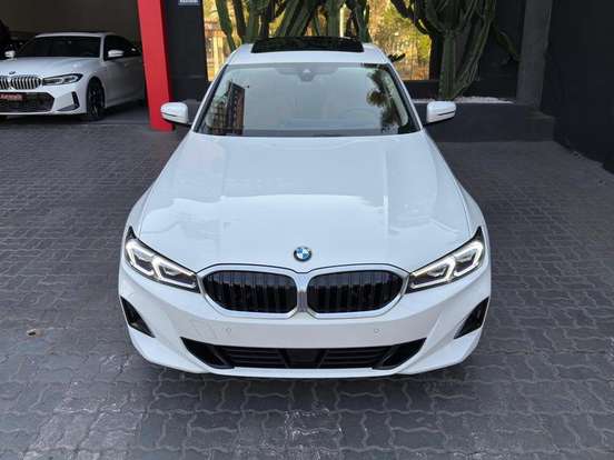 BMW-320i-2025