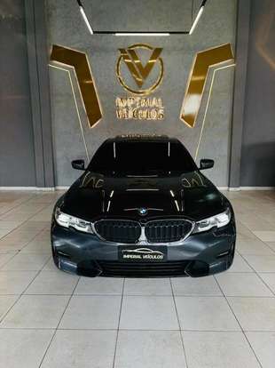 BMW-320i-2020