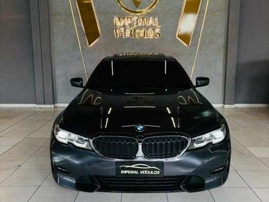 BMW-320i-2.0 16V TURBO GASOLINA M SPORT AUTOMÁTICO BMW-320i-2020