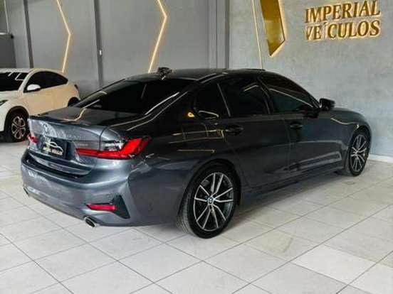 BMW-320i-2.0 16V TURBO GASOLINA M SPORT AUTOMÁTICO BMW-320i-2020