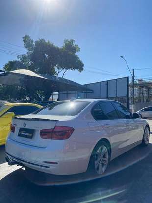 BMW-320i-2016