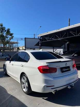 BMW-320i-2016