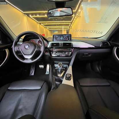 BMW-320i-2016