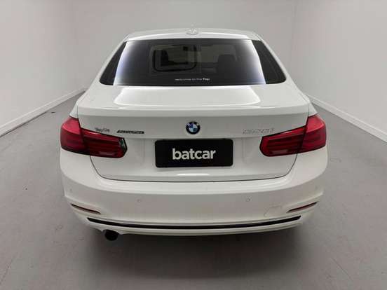 BMW-320i-2.0 SPORT GP 16V TURBO ACTIVE FLEX 4P AUTOMÁTICO BMW-320i-2016