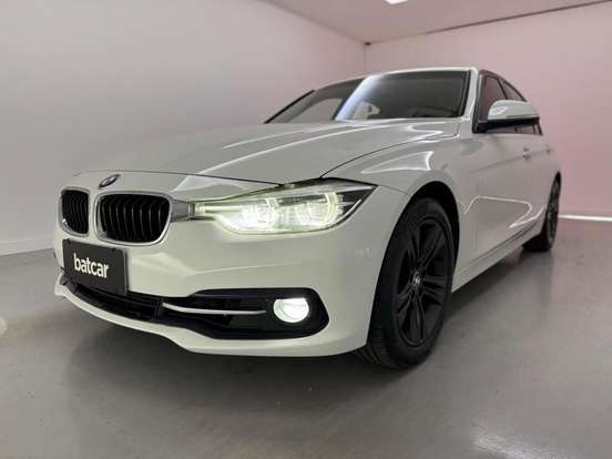 BMW-320i-2016