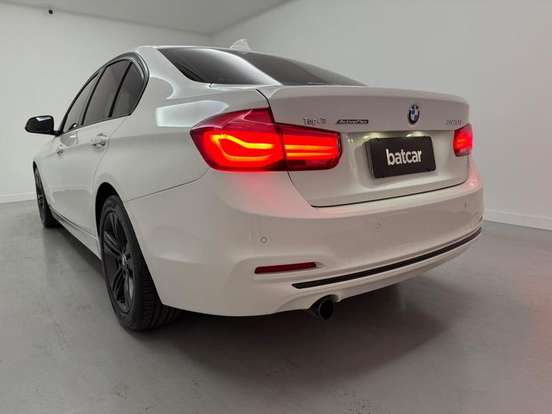 BMW-320i-2.0 SPORT GP 16V TURBO ACTIVE FLEX 4P AUTOMÁTICO BMW-320i-2016