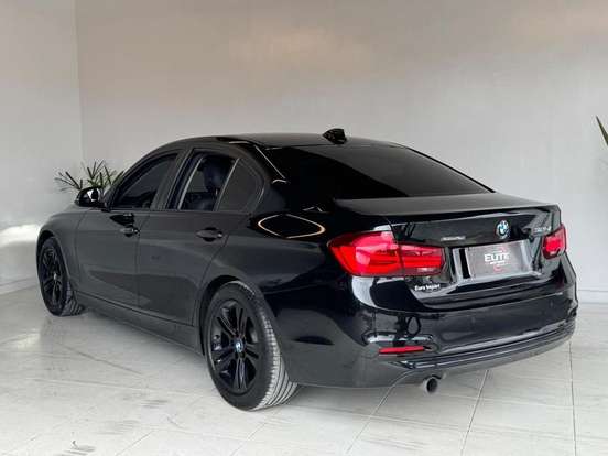 BMW-320i-2018