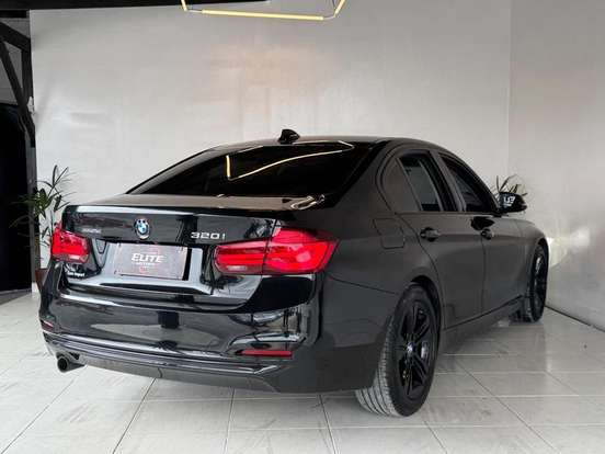 BMW-320i-2018
