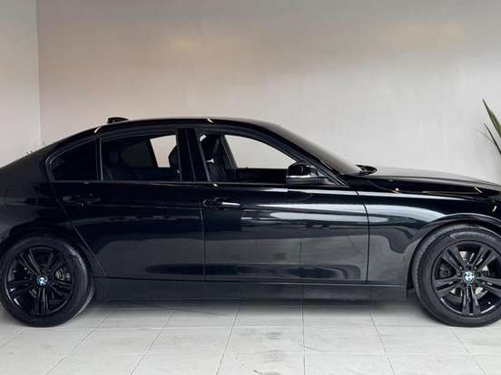 BMW-320i-2.0 SPORT GP 16V TURBO ACTIVE FLEX 4P AUTOMÁTICO BMW-320i-2018