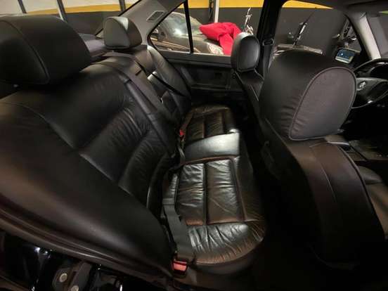 BMW-328i-1996
