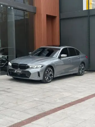 BMW 330e 2.0 16V TURBO HÍBRIDO M SPORT AUTOMÁTICO