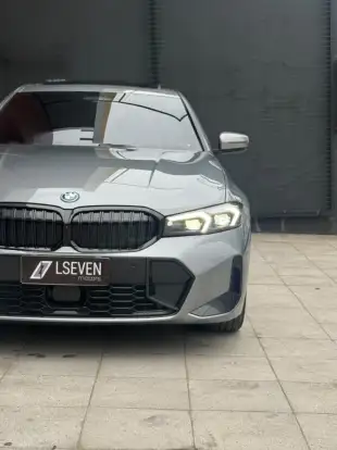 BMW-330e-2024