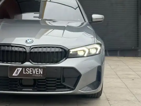 BMW-330e-2.0 16V TURBO HÍBRIDO M SPORT AUTOMÁTICO BMW-330e-2024