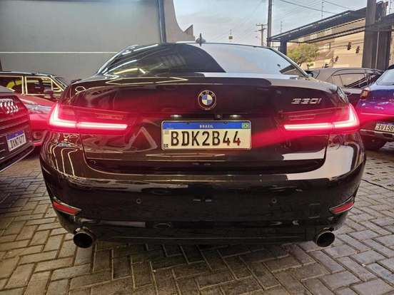 BMW-330i-2019