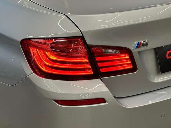 BMW-528i-2.0 M SPORT 16V GASOLINA 4P AUTOMÁTICO BMW-528i-2013