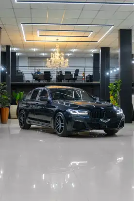BMW-530e-2022
