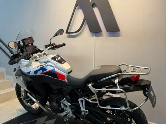 BMW-F 900 GS ADVENTURE BMW-F 900 GS ADVENTURE-2024