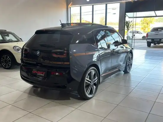 BMW-i3-ELÉTRICO eDRIVE UNIQUE FOREVER AUTOMÁTICO BMW-i3-2022