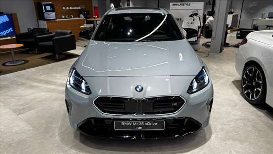 BMW-M 135i-2026