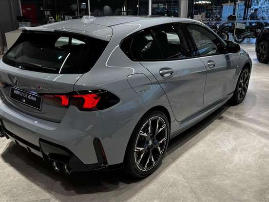 BMW-M 135i-2.0 16V TURBO GASOLINA XDRIVE STEPTRONIC BMW-M 135i-2026