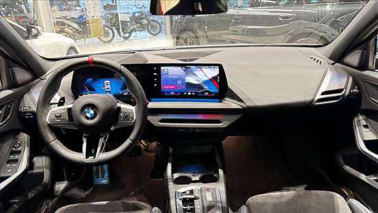 BMW-M 135i-2026
