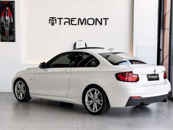 BMW-M 235i-2015